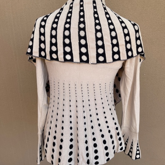 NEW! Angel Design by Sabri Ozel Pleated Italian Circle Cardigan Size Small - Picture 7 of 12